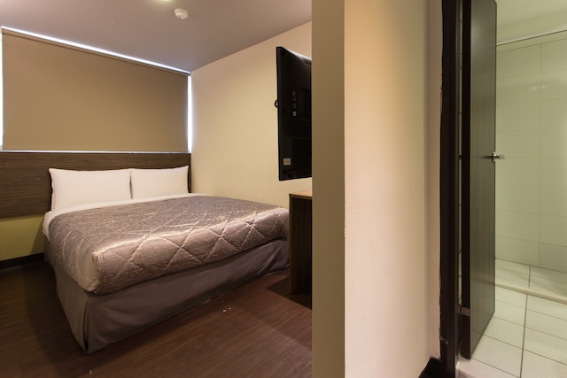 チャンス ホテル 台中 (巧合大飯店 台中)