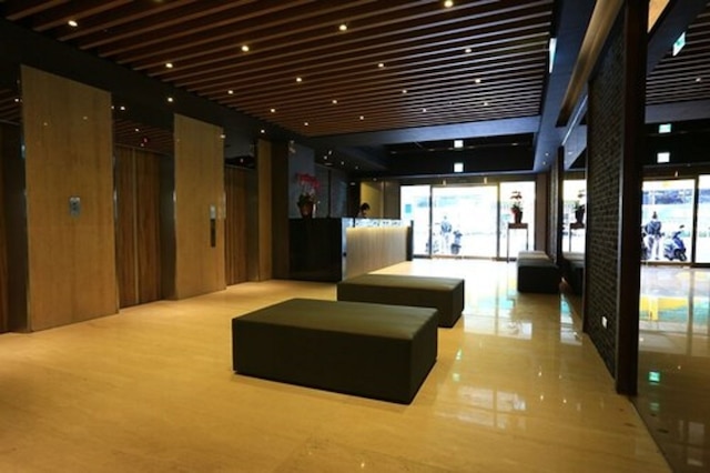 チャンス ホテル 台中 (巧合大飯店 台中)