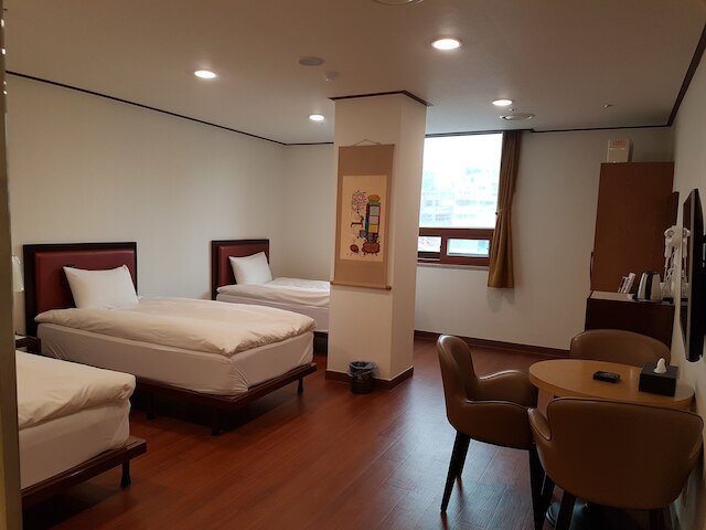 ヨンビン ホテル