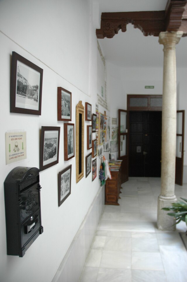 エル グラナド ホステル