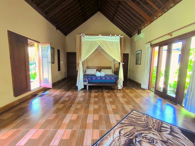 ヴィラ プラワ アスリ