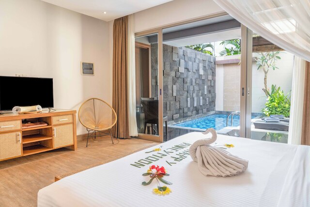 ラサンティ ヴィラズ スミニャック バリ