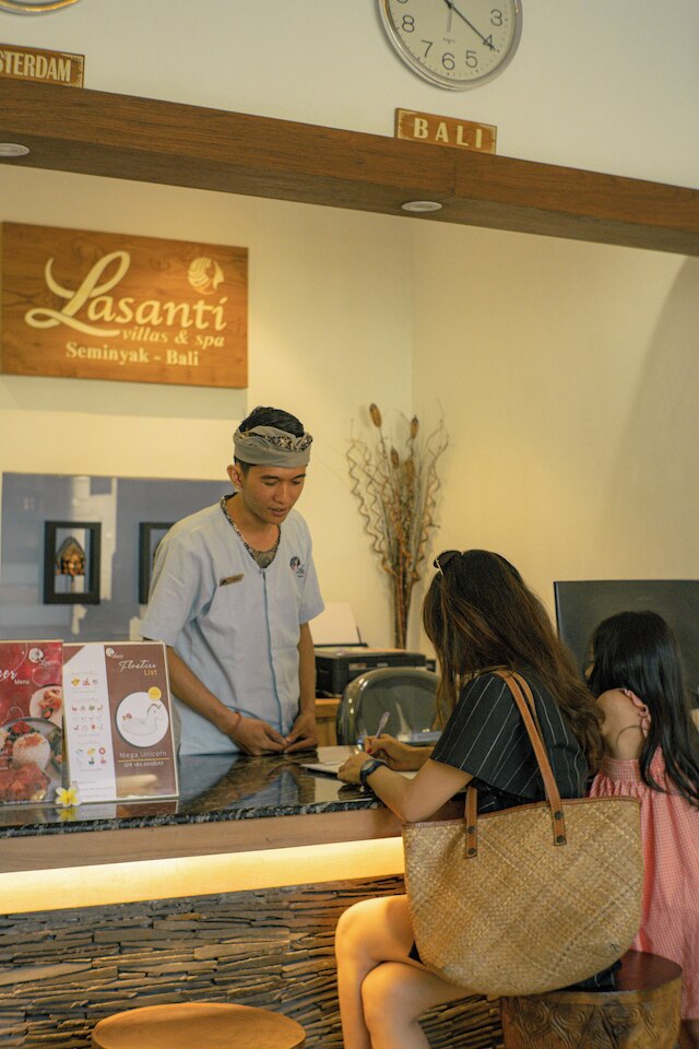 ラサンティ ヴィラズ スミニャック バリ