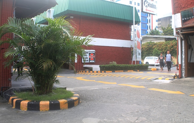 ハリーナ ドライブ イン ホテル - パサイ