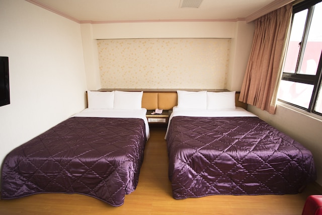 ルイ グウ ホテル (瑞谷大飯店)