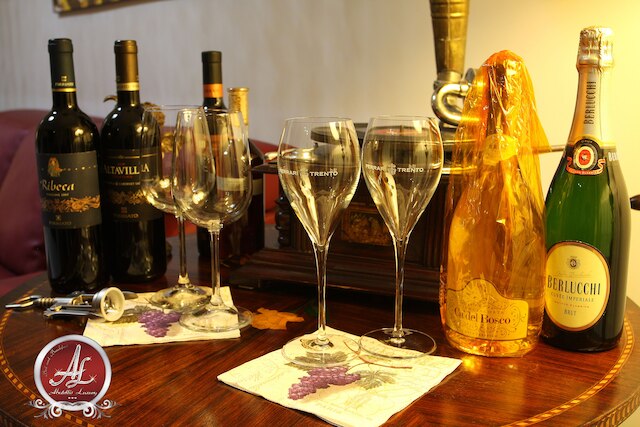 アバテリス ラグジュアリー