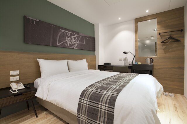 P&F ホテル (P&F HOTEL 過來旅店)