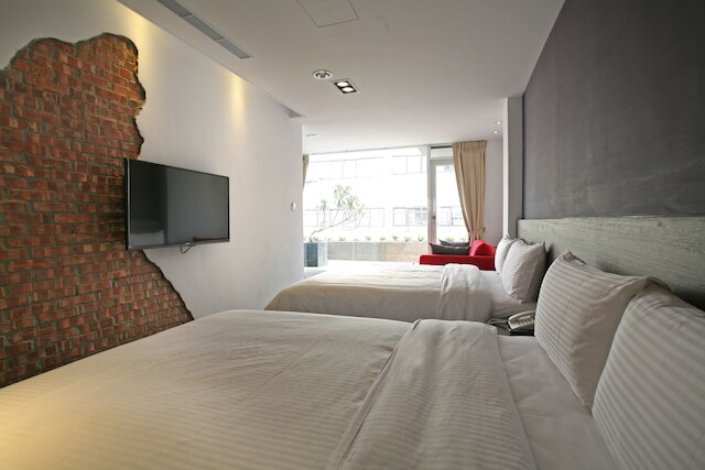 P&F ホテル (P&F HOTEL 過來旅店)