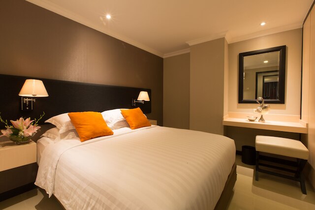 ホテル・クリスタル