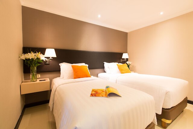 ホテル・クリスタル