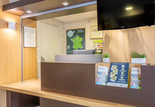 B&Bホテル トゥーロン ラ・セーヌ・シュル・メール