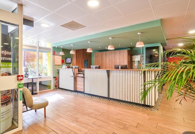 B&B ホテル パリ マラコフ展示公園