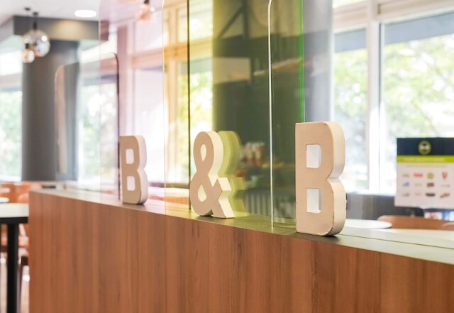 B&B ホテル パリ マラコフ展示公園