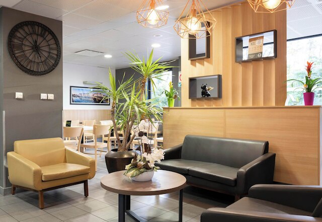 B&B ホテル バイヨンヌ タルノス