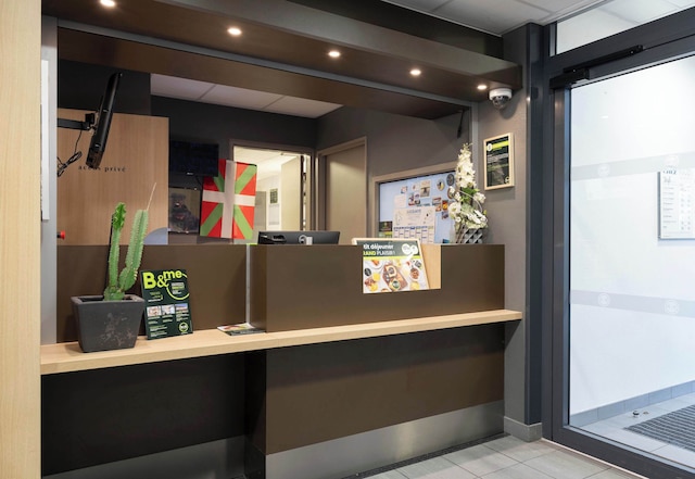 B&B ホテル バイヨンヌ タルノス