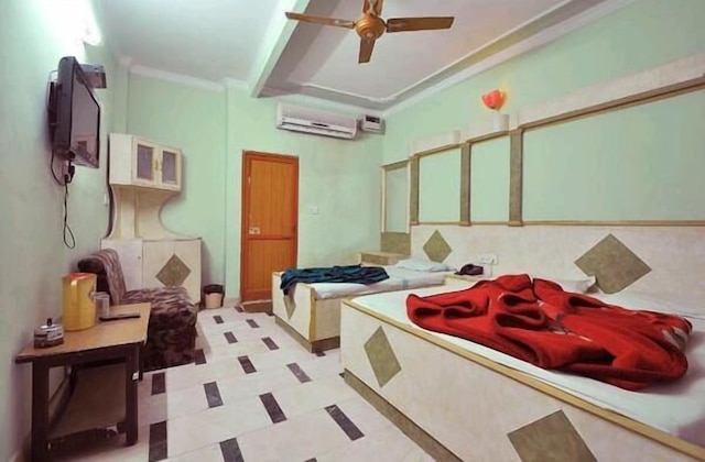 ホテル ネハ イン