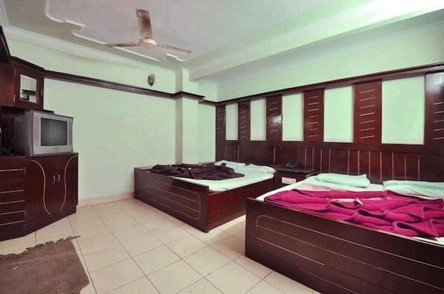 ホテル ネハ イン