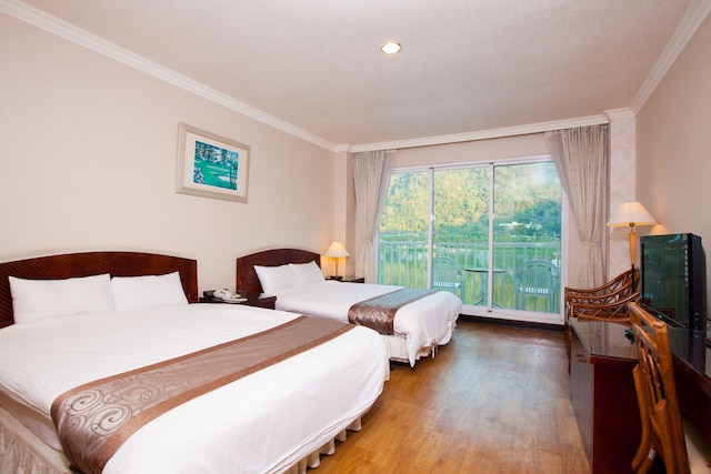 レイクサイド リゾート ホテル