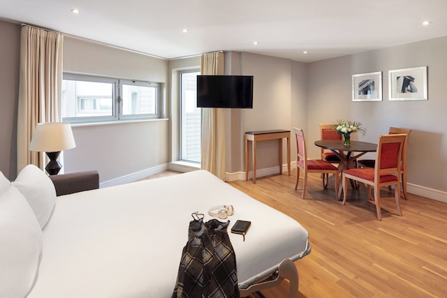 マーリン アルドゲート タワー ブリッジ