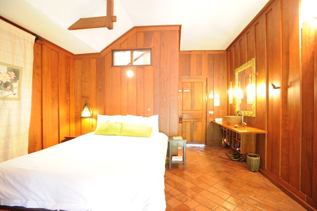 ロータス ヴィラ ブティック ホテル (东莞莲花山庄酒店)