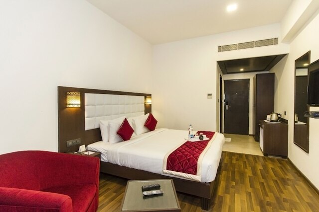 アクシャヤ オーラ