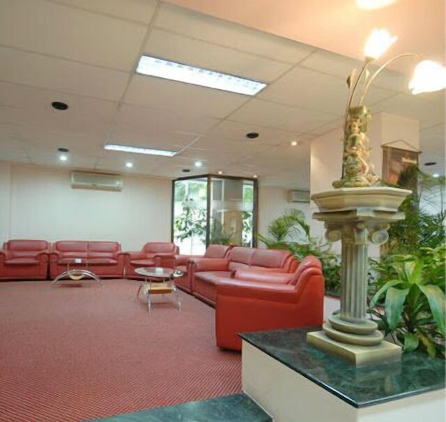 ローズ ウッド レジデンス