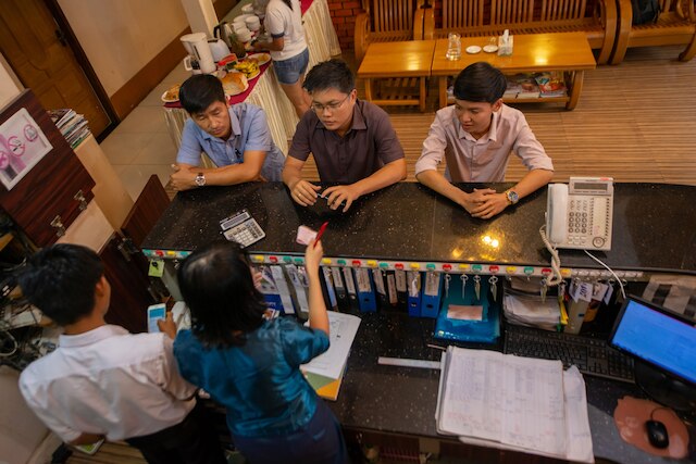 ヤンゴン アーバン ホテル