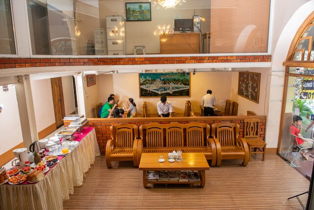 ヤンゴン アーバン ホテル