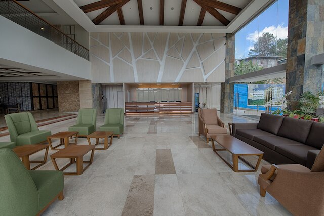 ニュータウン プラザ ホテル