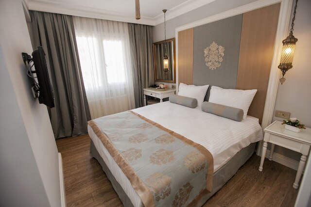 レイモンド ブルー ホテル