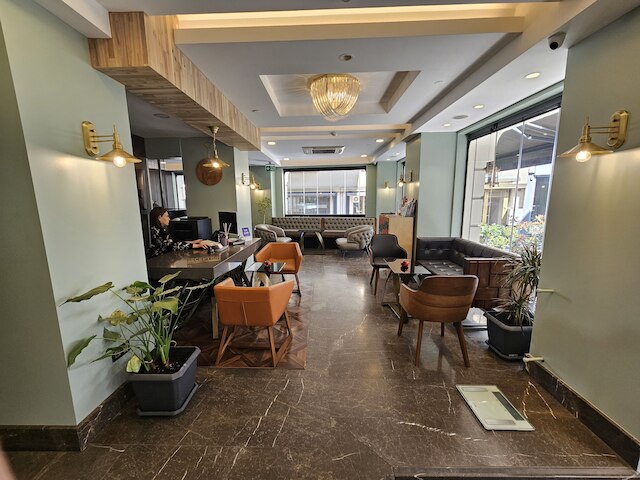 アンセミス ホテル