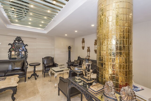 エスカルディン ホテル