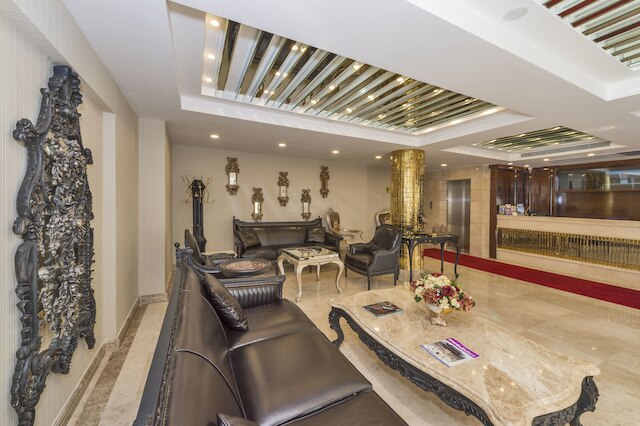 エスカルディン ホテル