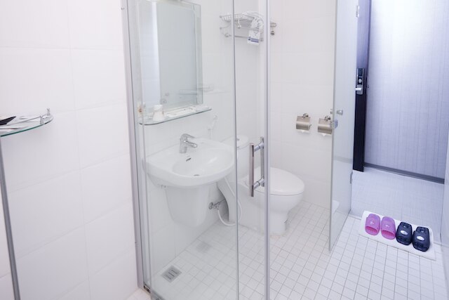 ジャスト エンジョイ ビジネス ホテル (碳佐麻里商務飯店)