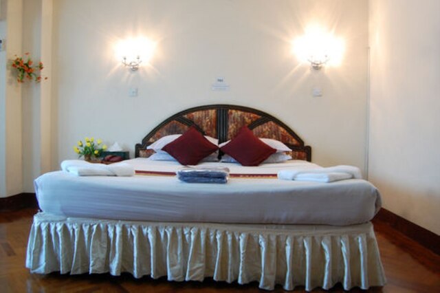 サマー パレス ホテル