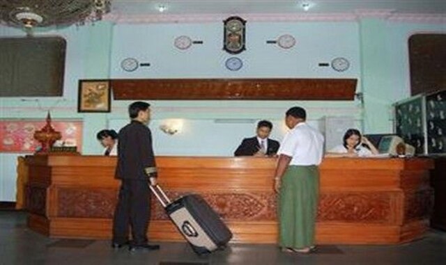 サマー パレス ホテル