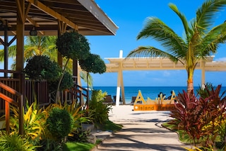 アニカ アイランド リゾート