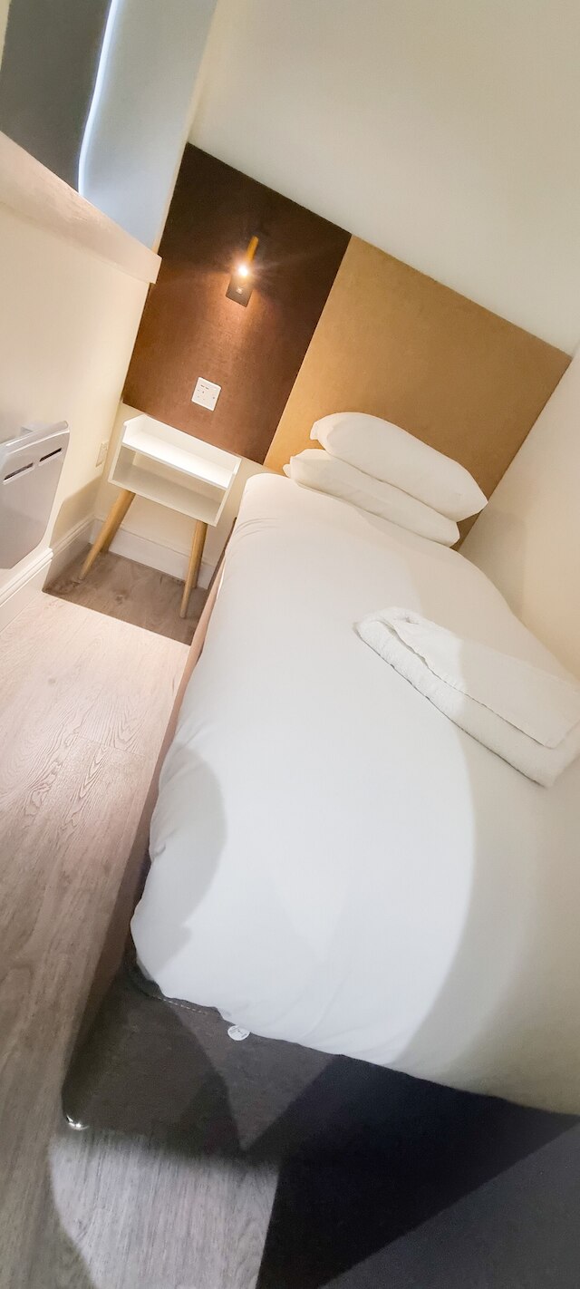 ハイドパーク スーペリア アパートメンツ