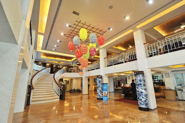 アート スパ ホテル