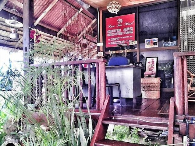 ローズ イン モーテル