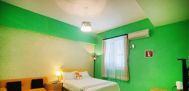 スモーキー キャット B&B