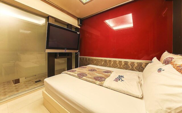 パレス モーテル