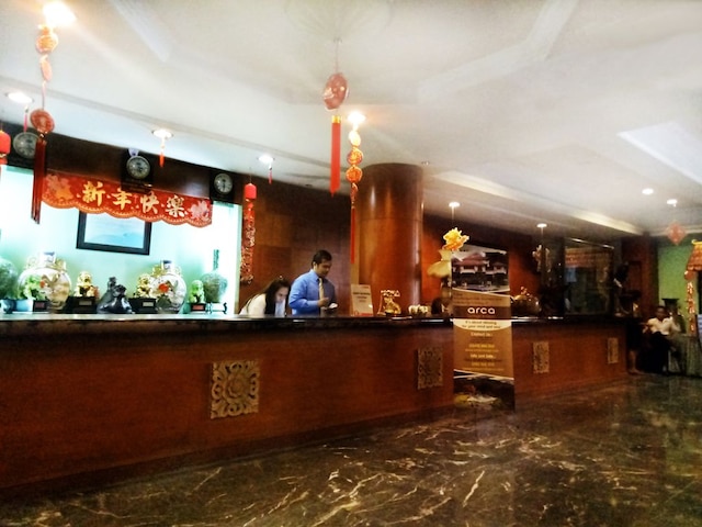 ニュー グランド パーク ホテル