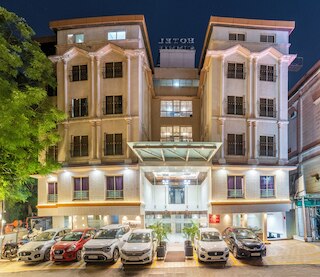 ホテル サミット