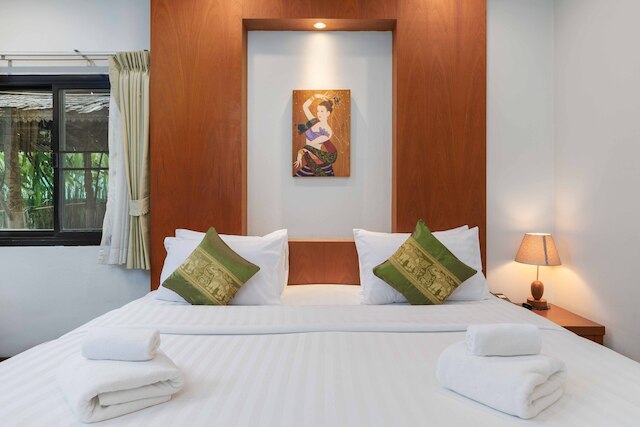 チャーリー ハウス ピンクラオ