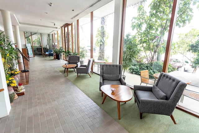 ソマデヴィ レジデンス