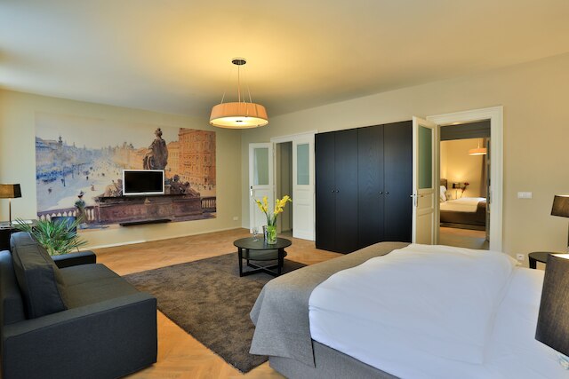 ジェームス ホテル & アパートメンツ