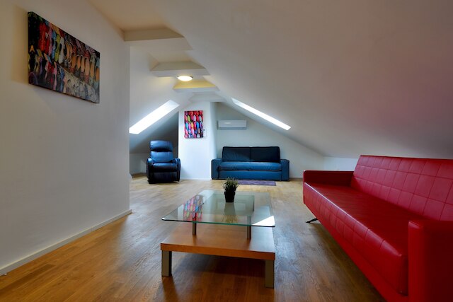 ジェームス ホテル & アパートメンツ