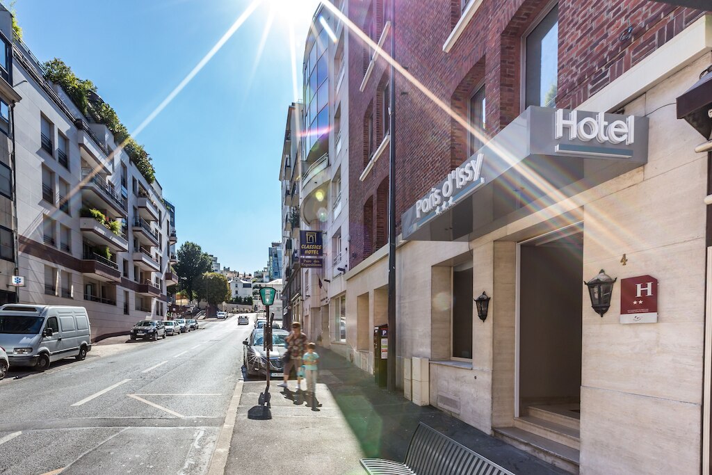 8.パリ ディシー - オテル ポルト ドゥ ベルサイユ