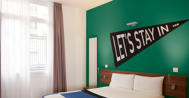 ザ・ソーシャルハブパリラディフェンス